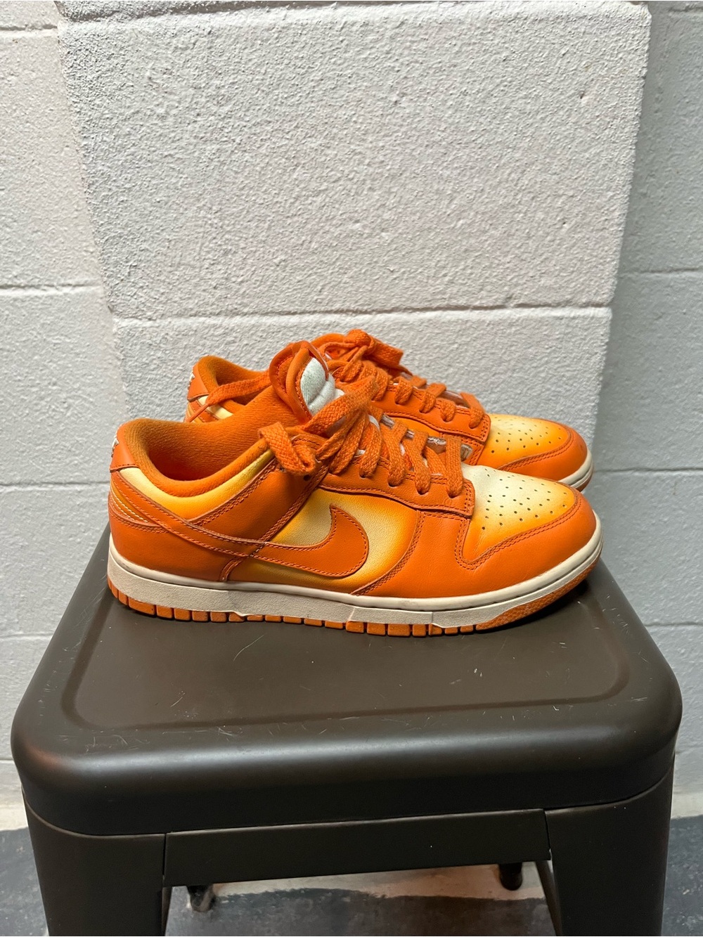 Nike Low-Top Sneakers in Orange and Yellow Gradient - Picture 1 of 8